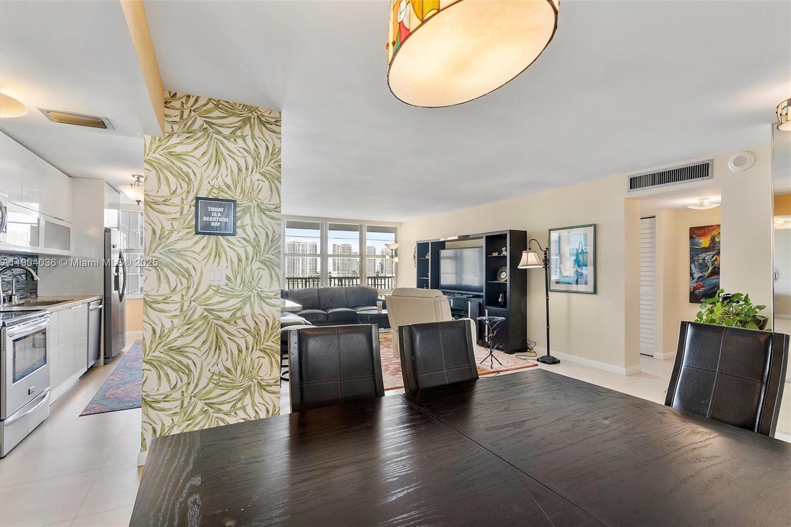 See details 1120 2 / 2 1488 sq. ft. $ 2025-10-28 0 Photo