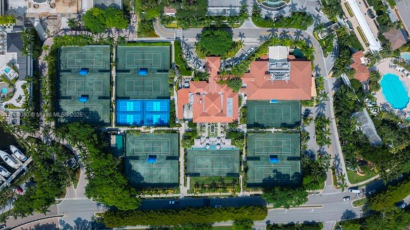 See details 609 2 / 3 2630 sq. ft. $ 2025-10-28 0 Photo