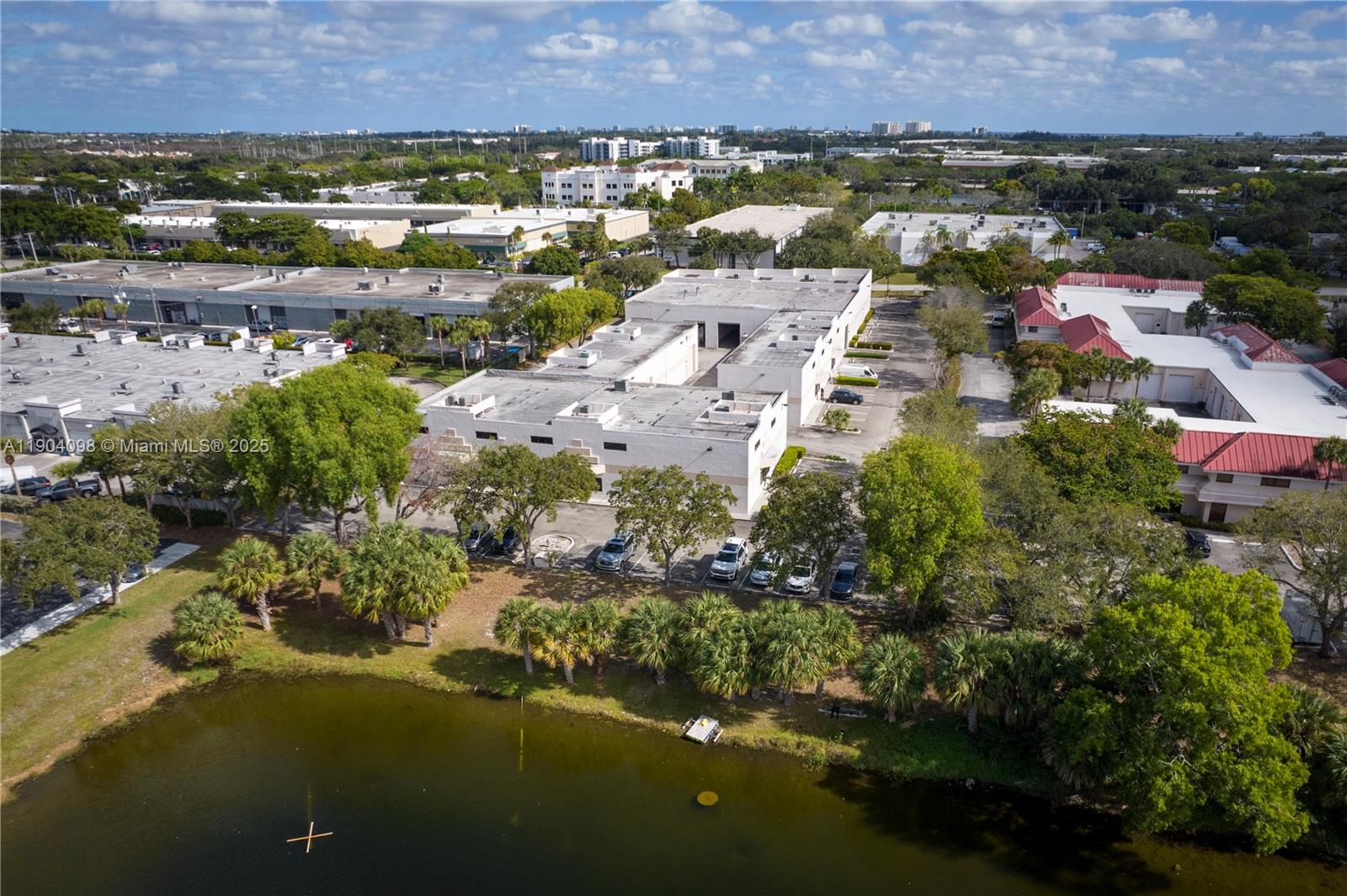 See details   /   sq. ft. $ 2025-10-28 0 Photo