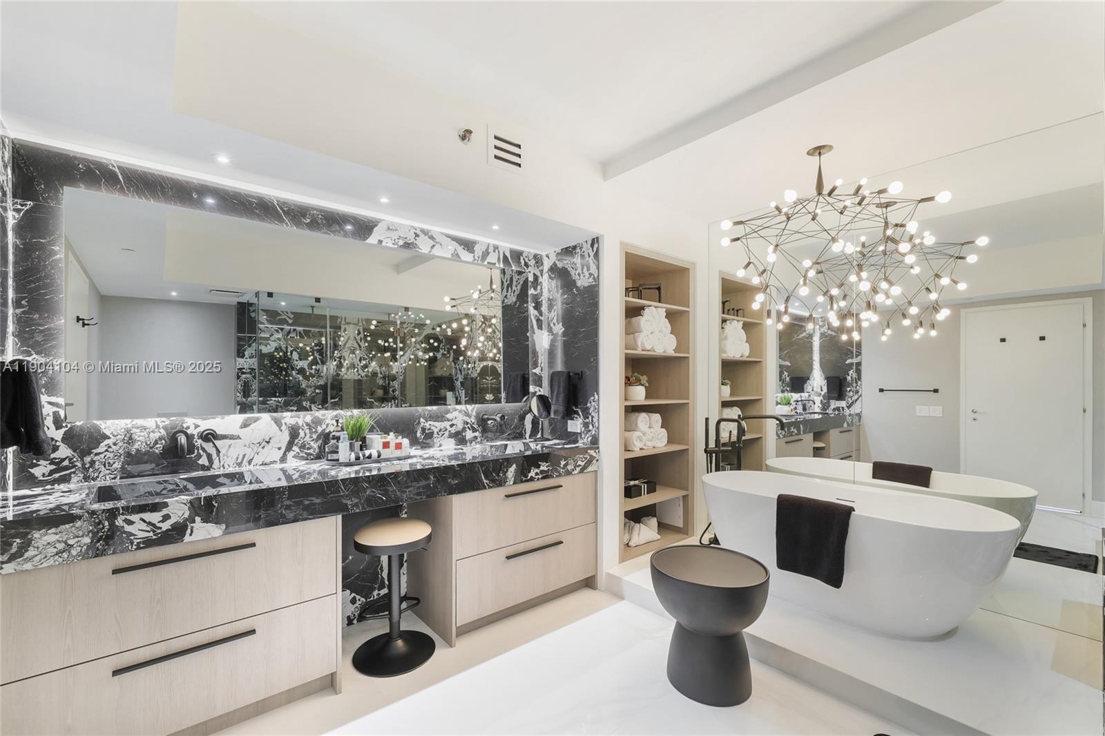 Photo of 450 Alton Rd  #2603, Miami Beach, Florida, 33139 - 