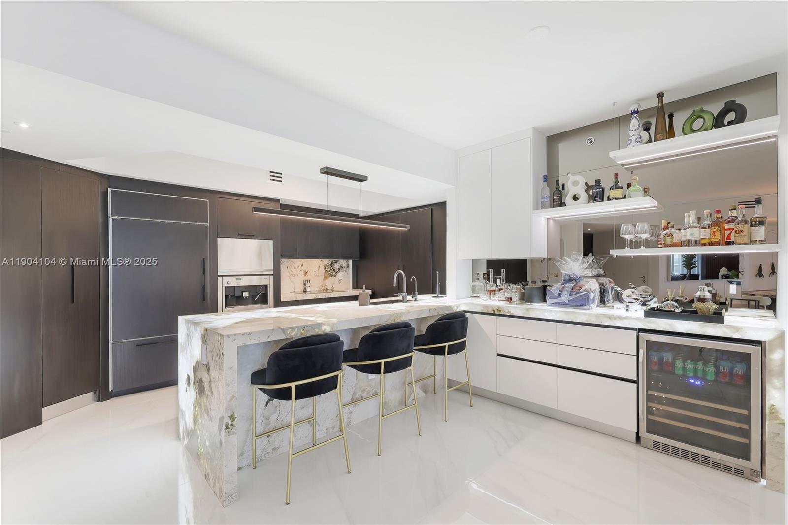 Photo of 450 Alton Rd  #2603, Miami Beach, Florida, 33139 - Back Lit Counter Top