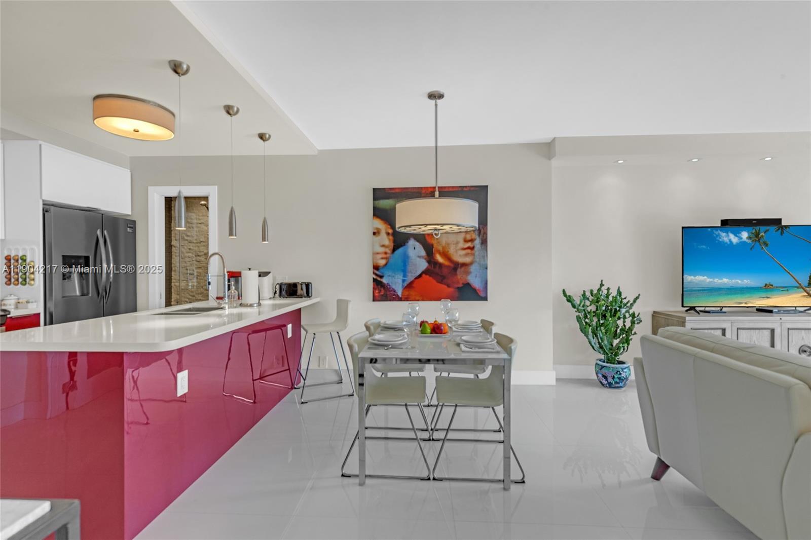 22N 2 / 2 870 sq. ft. $ 2025-10-28 0 Photo