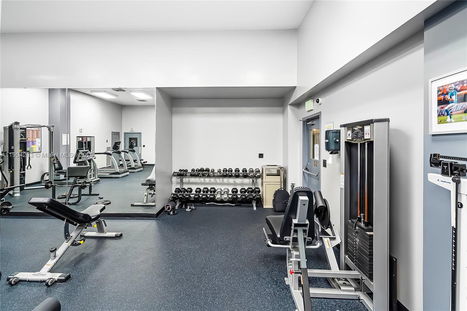 See details 2208 2 / 2 1233 sq. ft. $ 2025-10-28 0 Photo