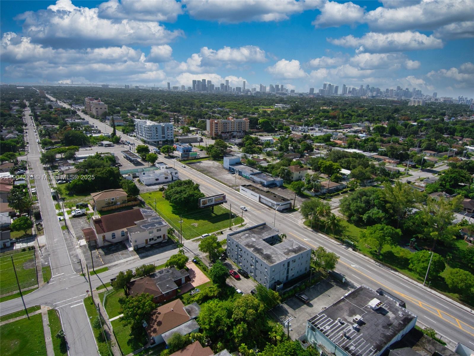 See details 1845 4 / 2 1563 sq. ft. $ 2025-10-28 0 Photo