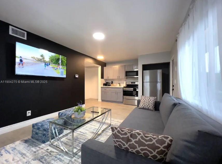 Ver detalles   /   sq. ft. $ 2025-10-28 0 foto