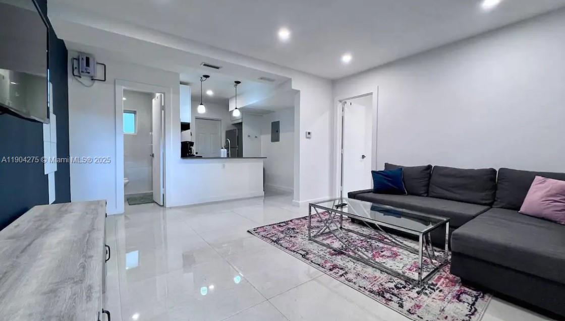 Ver detalles   /   sq. ft. $ 2025-10-28 0 foto