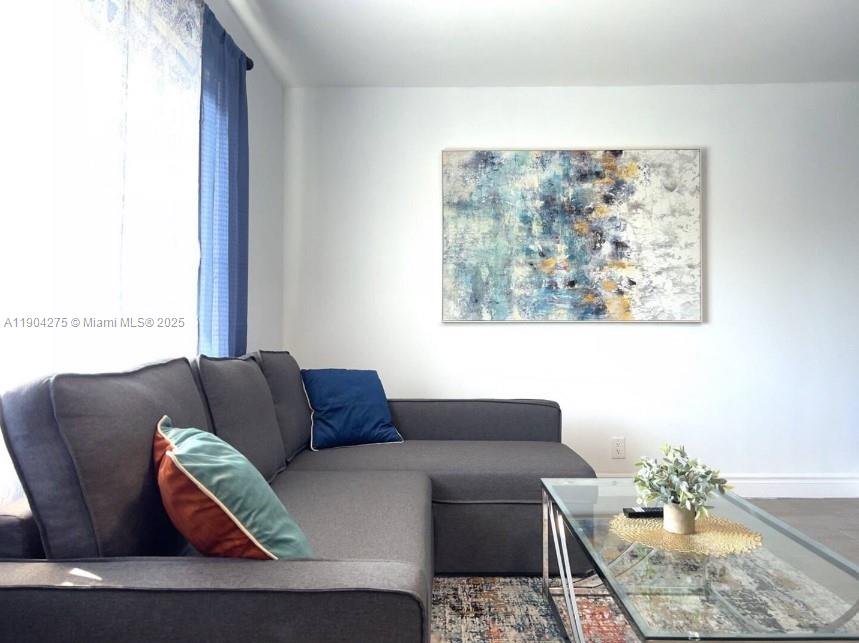 Ver detalles   /   sq. ft. $ 2025-10-28 0 foto