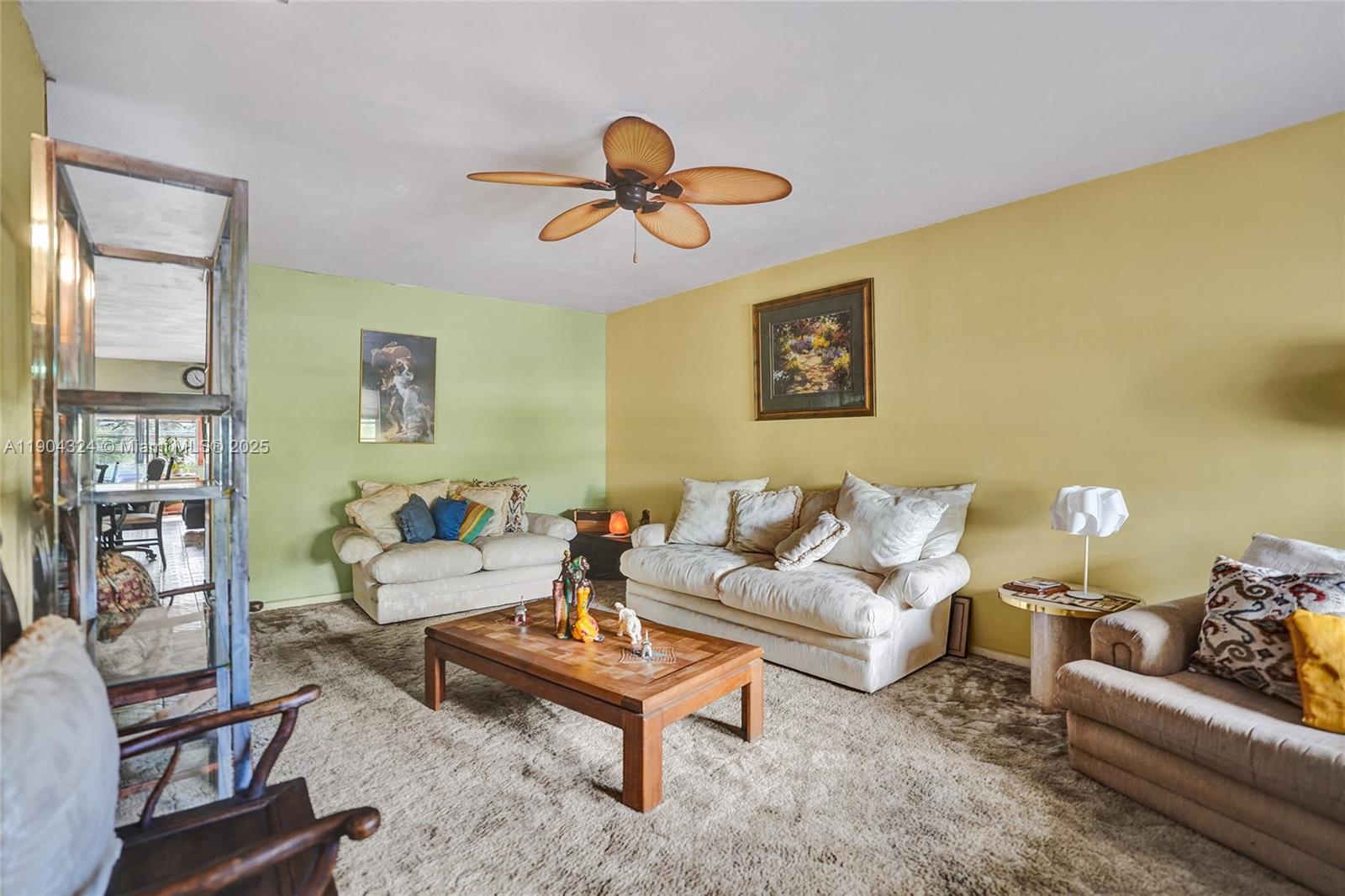 See details / 3956 sq. ft. $ 2025-10-28 0 Photo