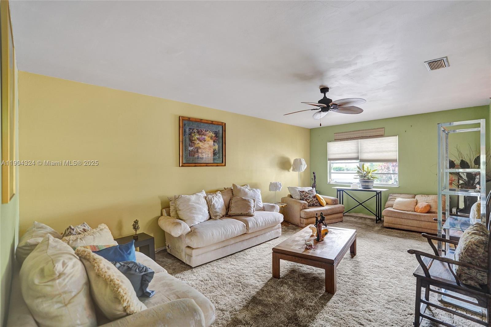 See details / 3956 sq. ft. $ 2025-10-28 0 Photo