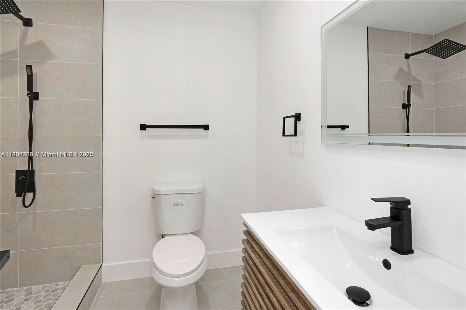 Ver detalles   /   sq. ft. $ 2025-10-28 0 foto