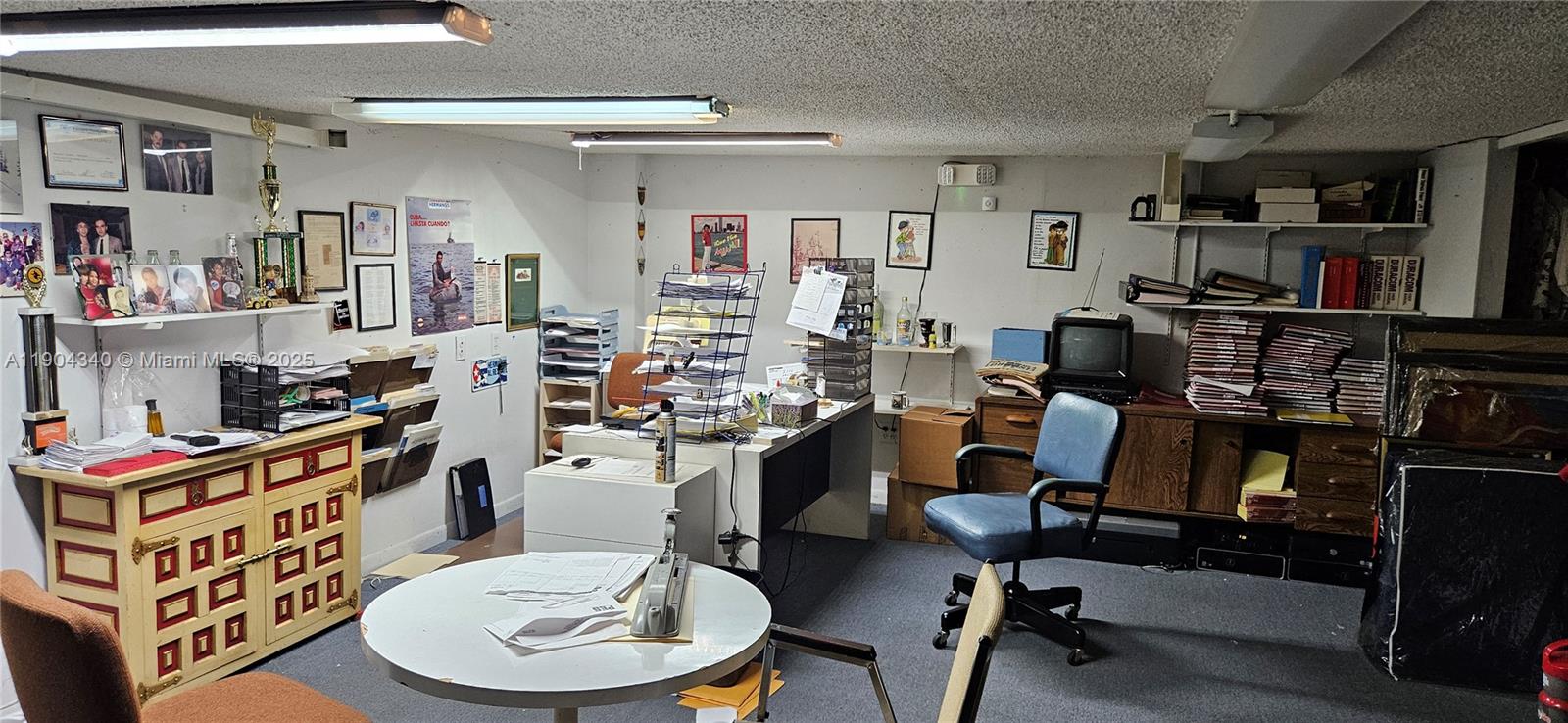 Подробнее   /   кв.футов $ 2025-10-28 0 Фото