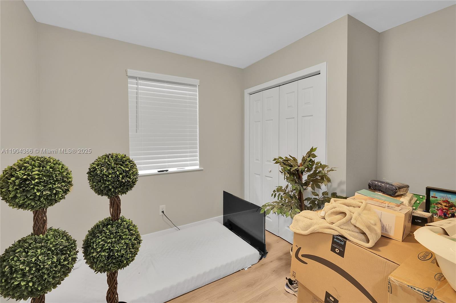 Подробнее   /  1575 кв.футов $ 2025-10-28 0 Фото