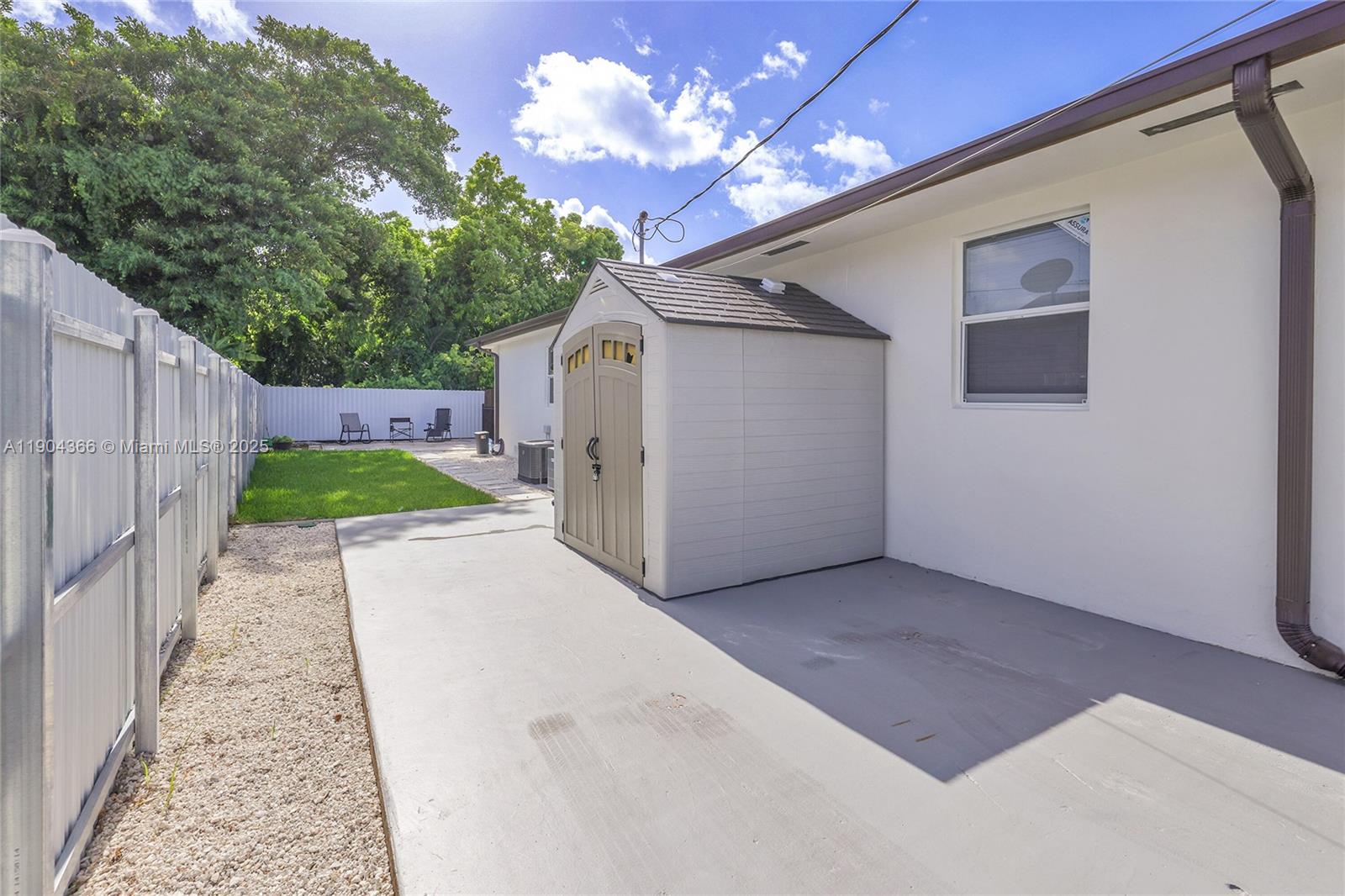 Подробнее   /  1575 кв.футов $ 2025-10-28 0 Фото