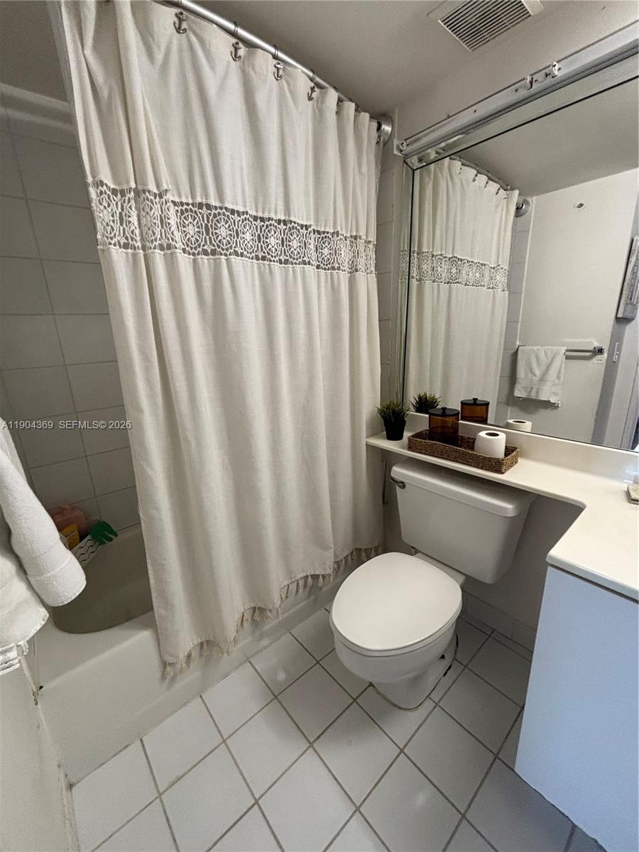 Photo of 3300 191st St  #1403, Aventura, Florida, 33180 - 