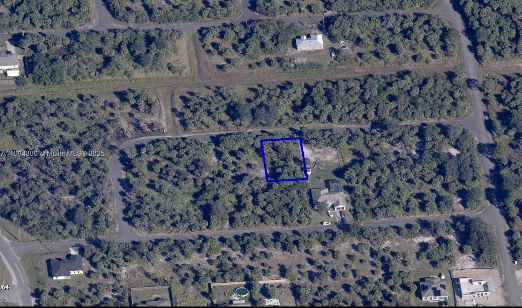 See details   /   sq. ft. $ 2025-10-28 0 Photo