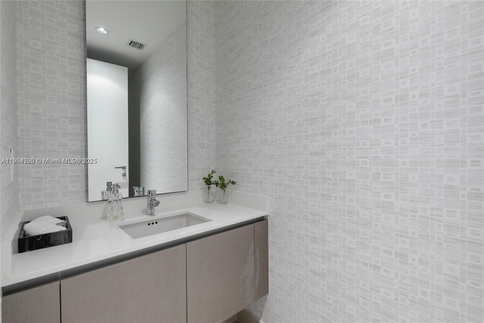 Photo of 3300 188th St #818, Aventura, Florida, 33180 -