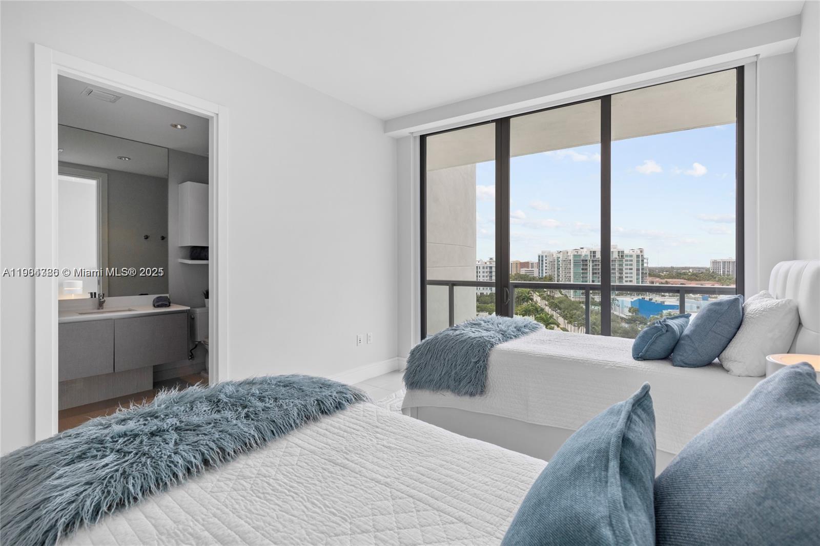 Photo of 3300 188th St #818, Aventura, Florida, 33180 -