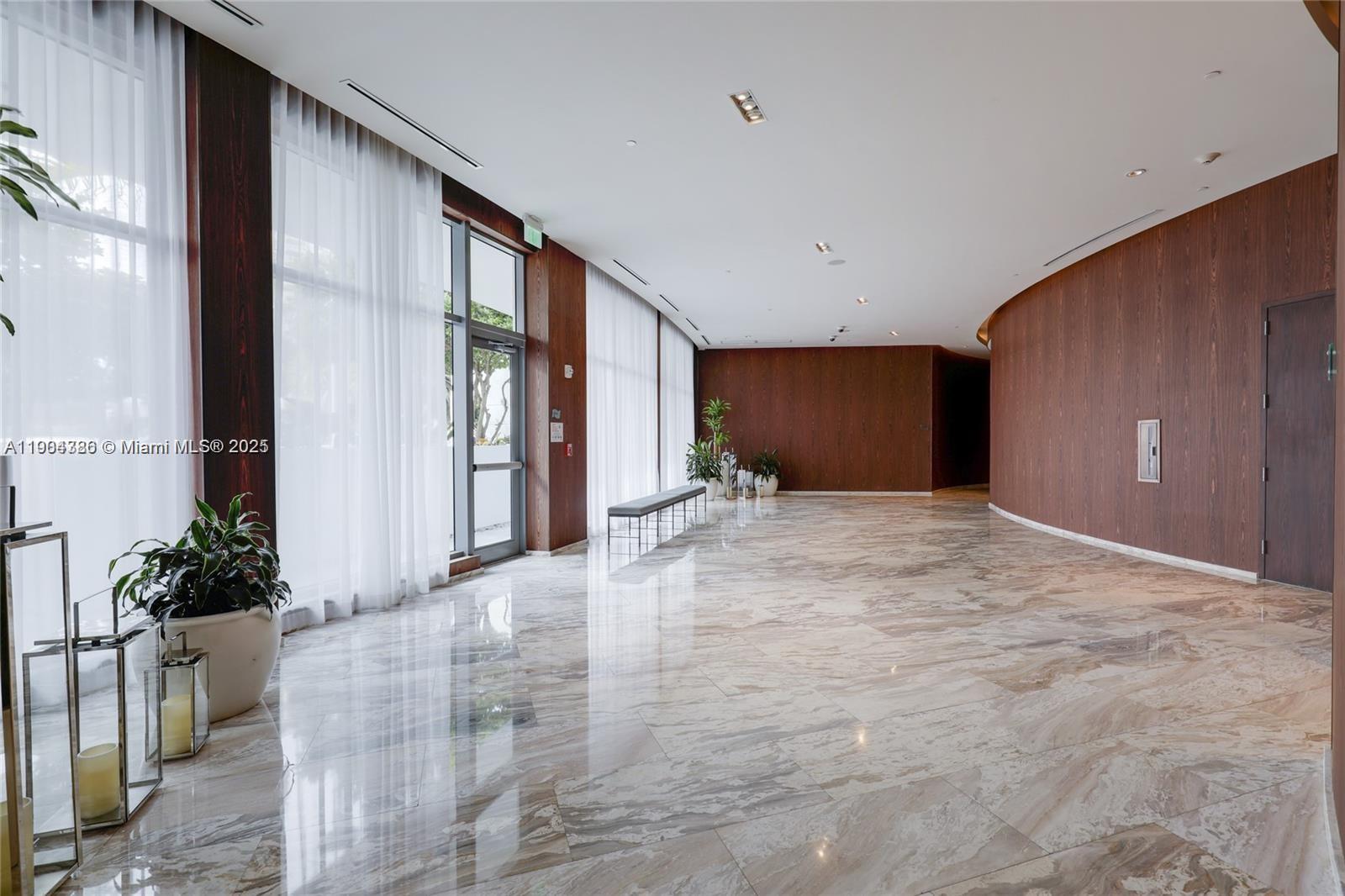 Photo of 3300 188th St #818, Aventura, Florida, 33180 -