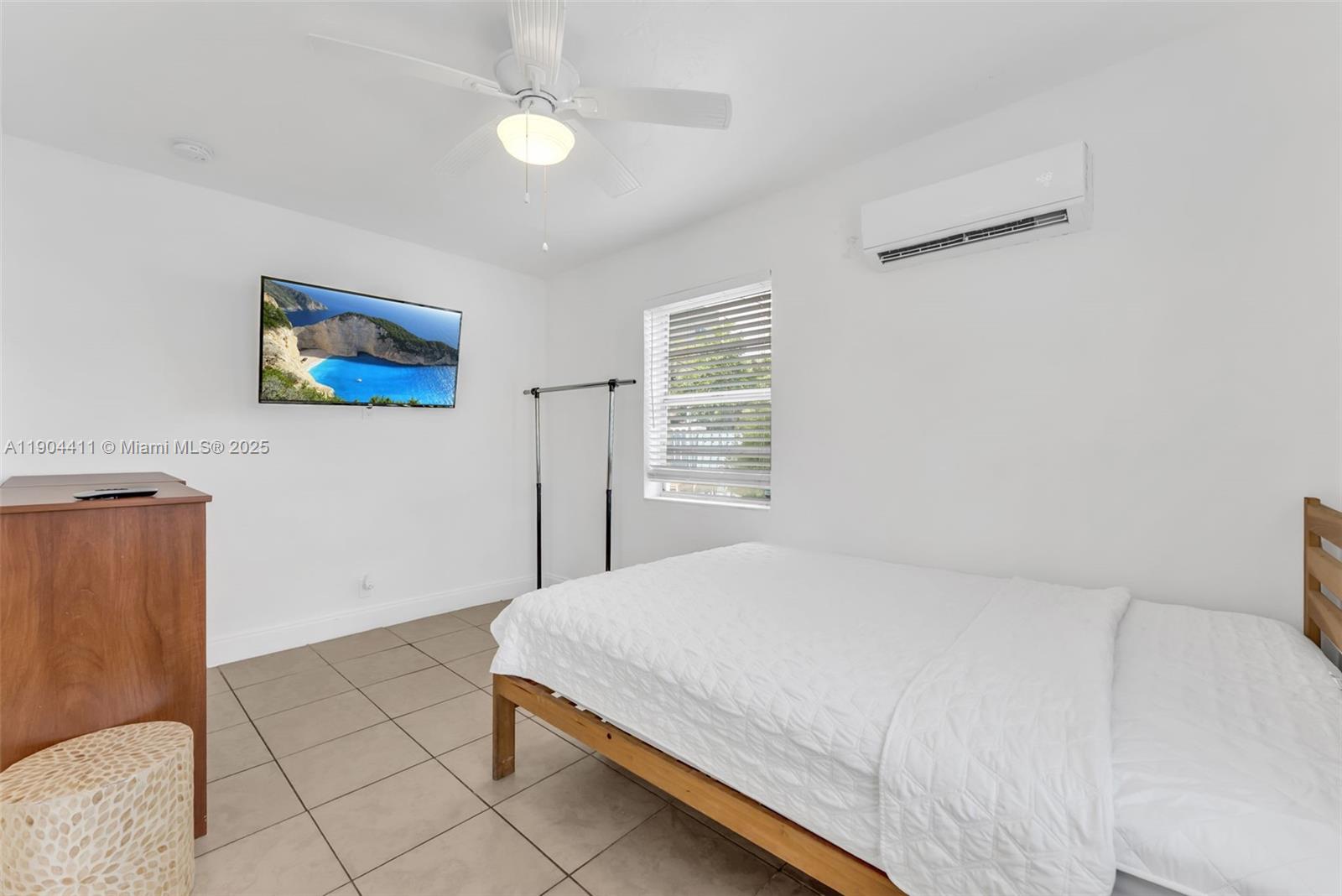 See details / 1260 sq. ft. $ 2025-10-28 0 Photo