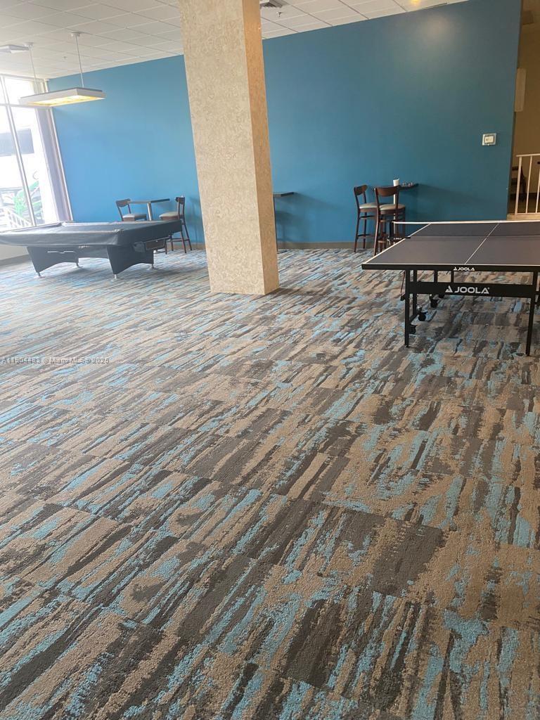 517 2 / 2 1521 sq. ft. $ 2025-10-29 0 Photo