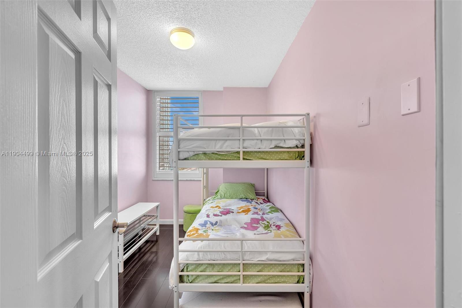 Photo of 1920 Ocean Dr  #8D, Hallandale Beach, Florida, 33009 - 