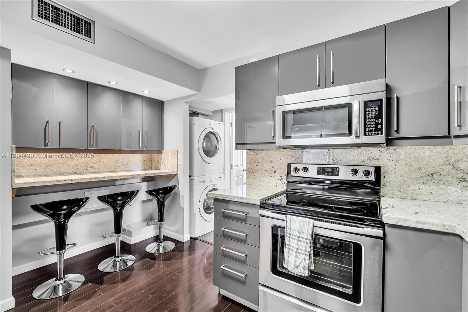 Photo of 1920 Ocean Dr  #8D, Hallandale Beach, Florida, 33009 - 