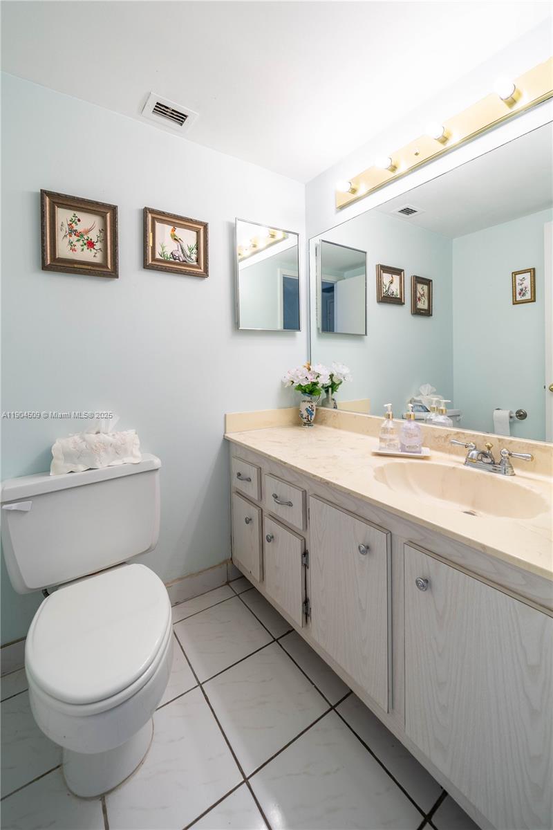 Photo of 3800 Ocean Dr  #508, Hollywood, Florida, 33019 - 