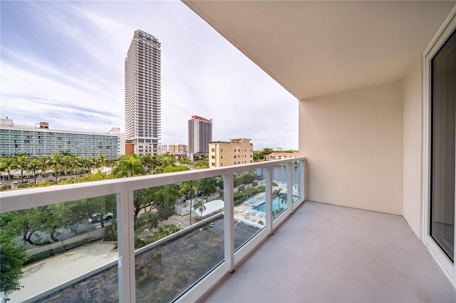 Photo of 3800 Ocean Dr  #508, Hollywood, Florida, 33019 - 