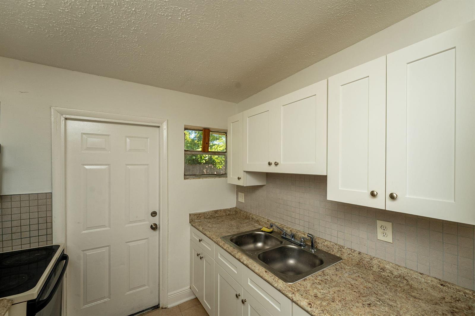  / 2 1152 sq. ft. $ 2026-03-25 0 foto