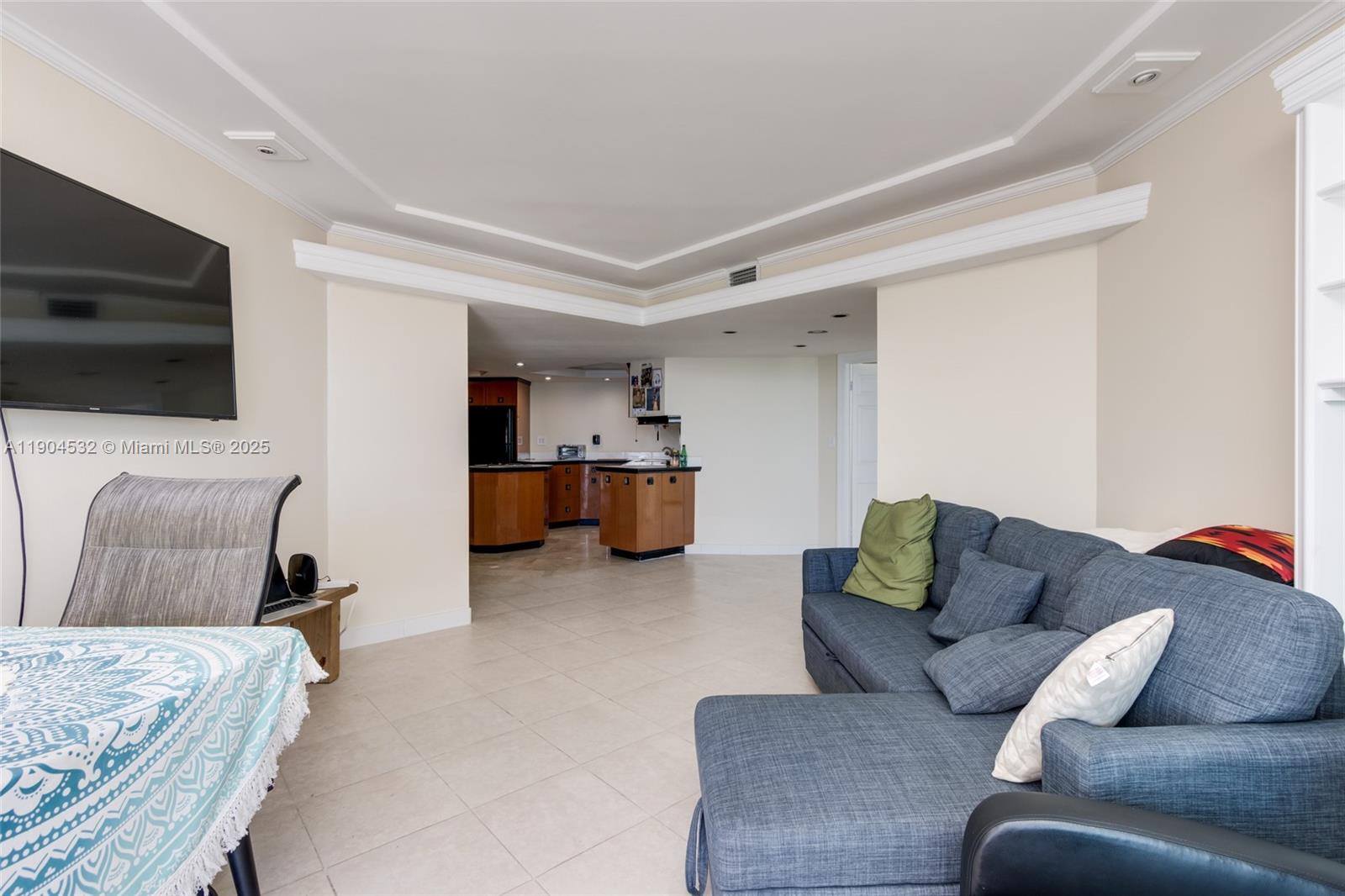 Photo of 1410 Ocean Dr  #1702, Hollywood, Florida, 33019 - 