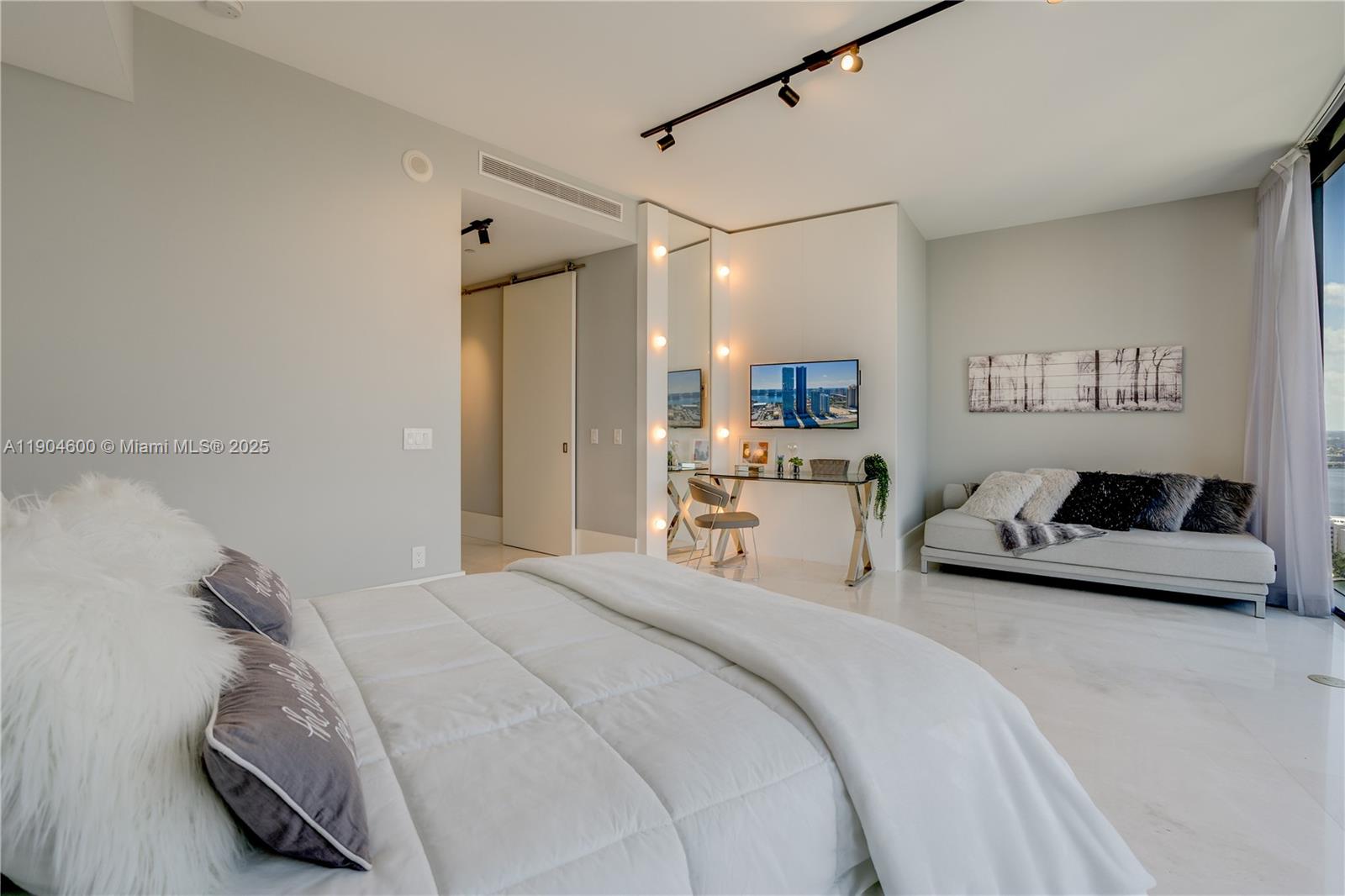 Photo of 18555 Collins Ave  #2403, Sunny Isles Beach, Florida, 33160 - 