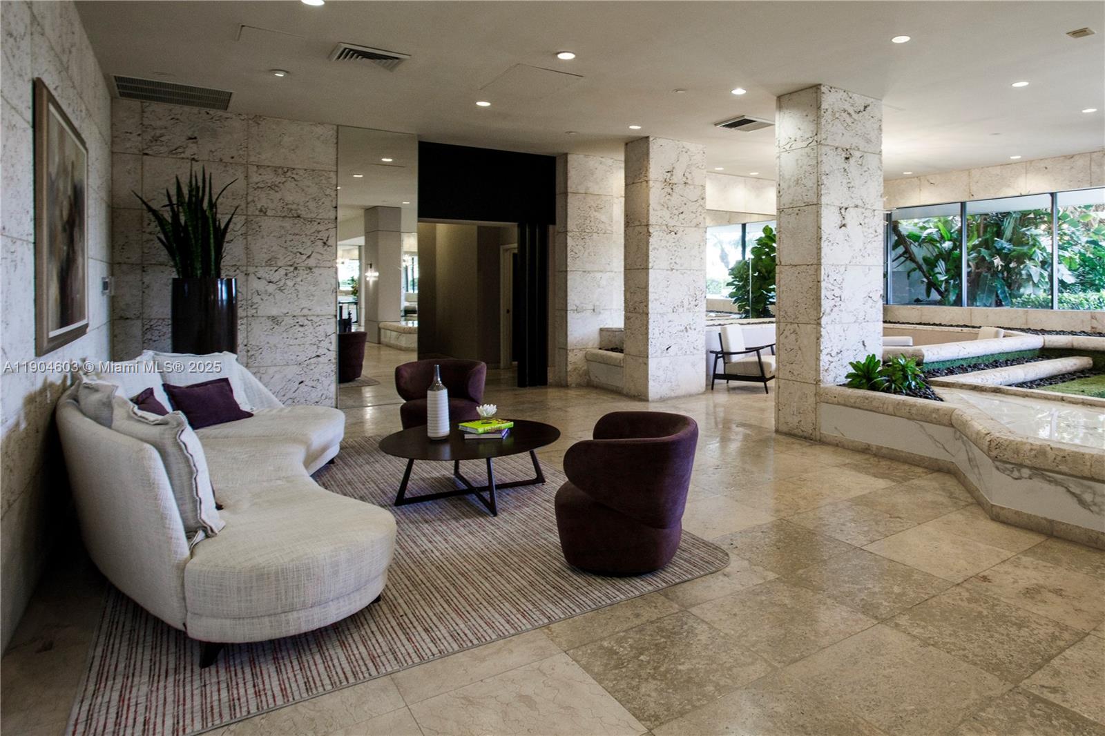 See details 812 2 / 2 1350 sq. ft. $ 2025-10-29 0 Photo