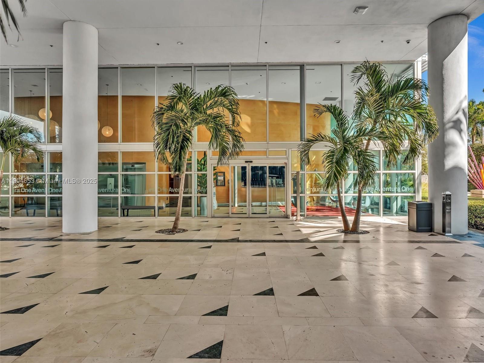 Ver detalles 207  /   sq. ft. $ 2025-10-29 0 foto