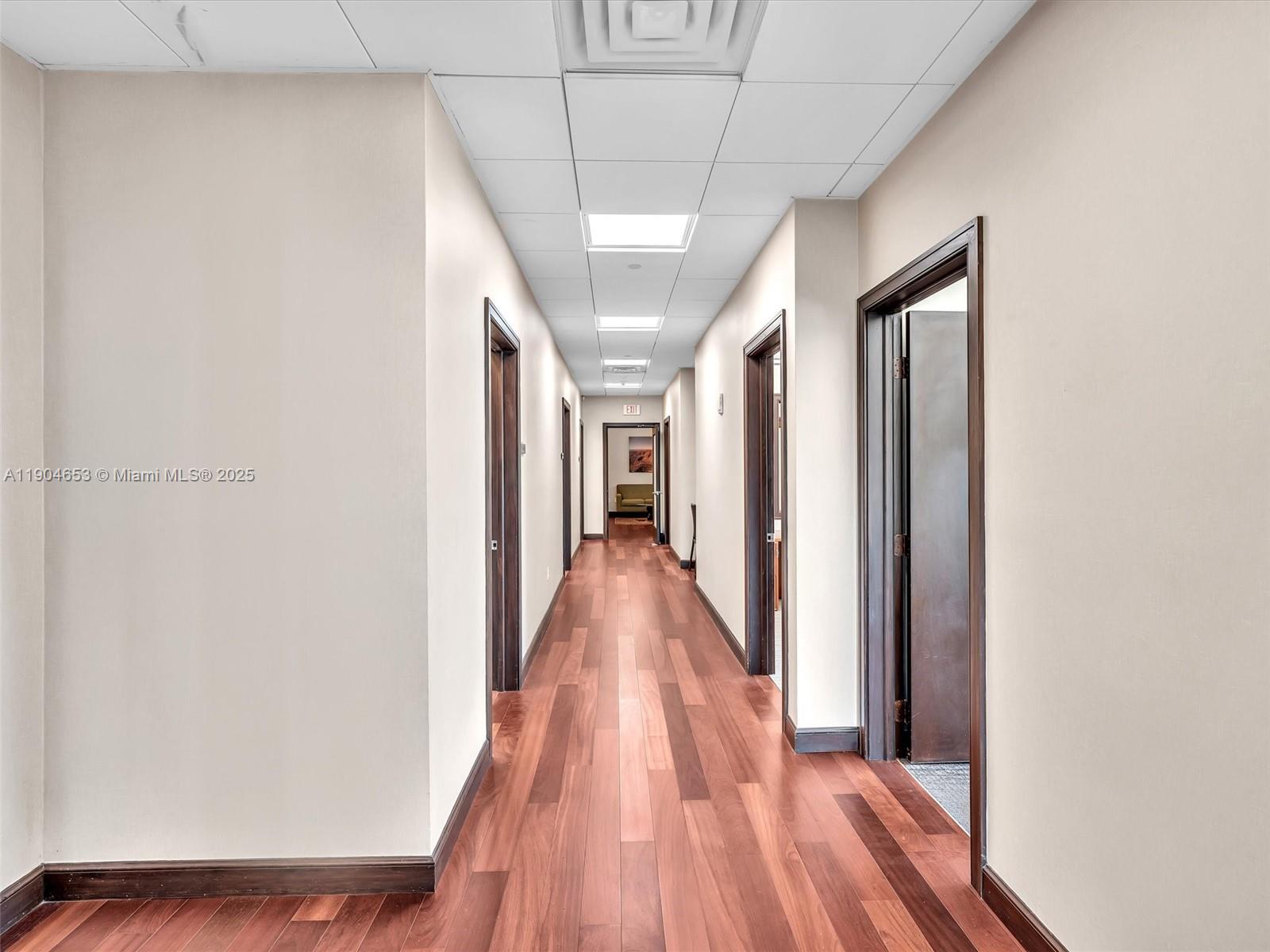 Ver detalles 207  /   sq. ft. $ 2025-10-29 0 foto