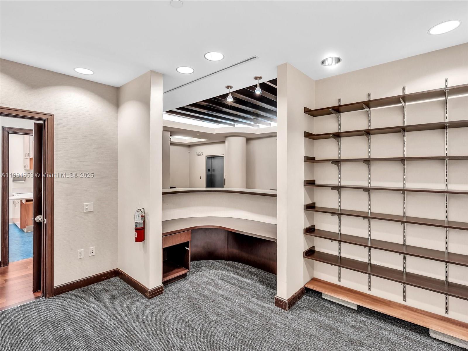 Ver detalles 207  /   sq. ft. $ 2025-10-29 0 foto