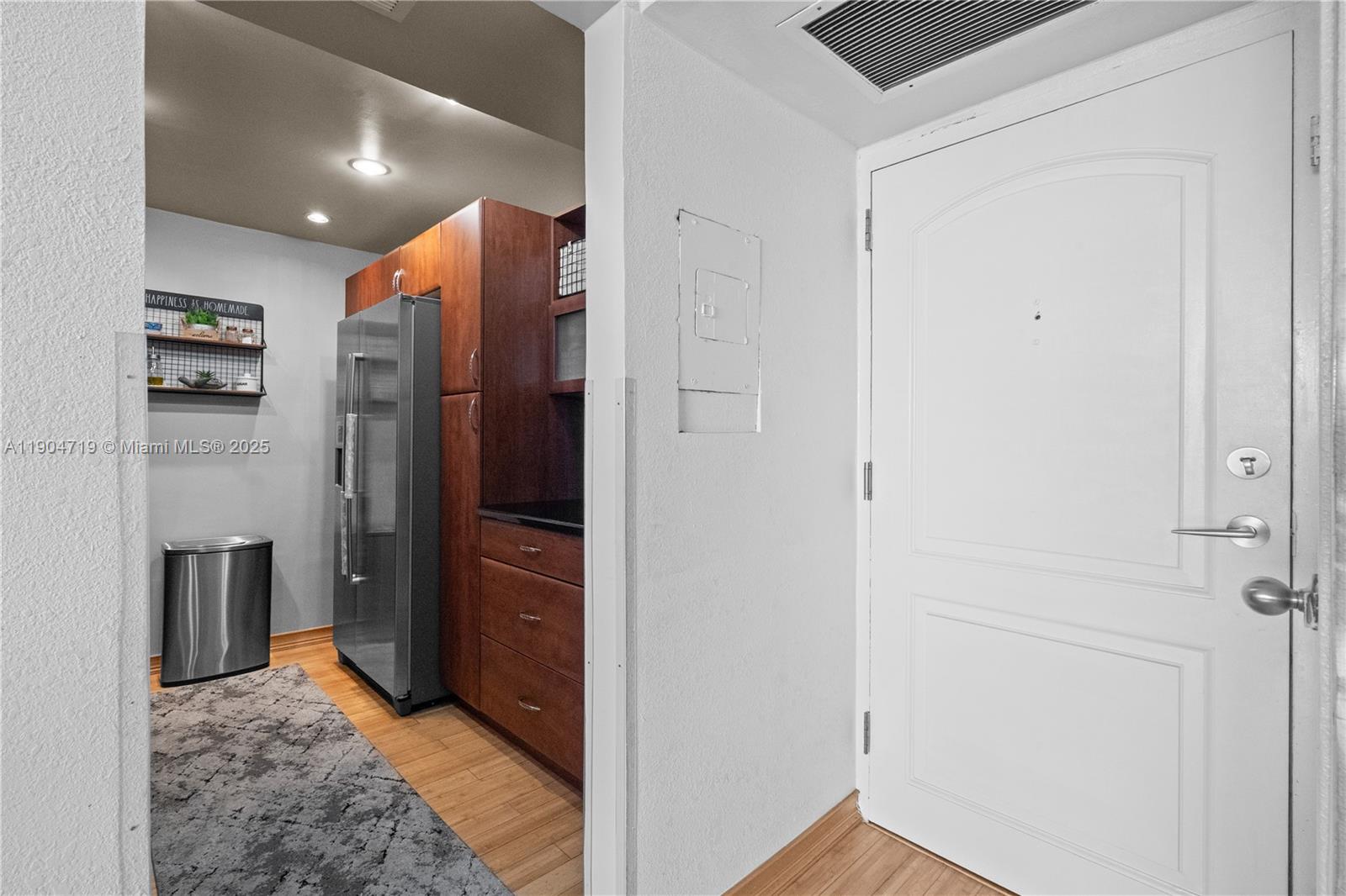 Photo of 3675 Country Club Dr #2404, Aventura, Florida, 33180 -