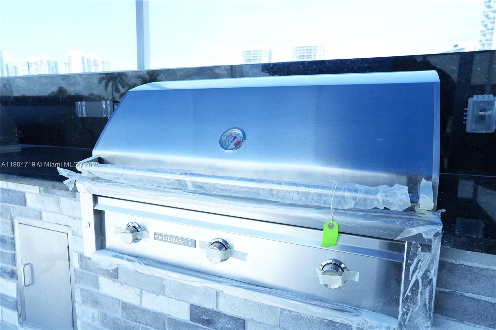 Photo of 3675 Country Club Dr #2404, Aventura, Florida, 33180 -