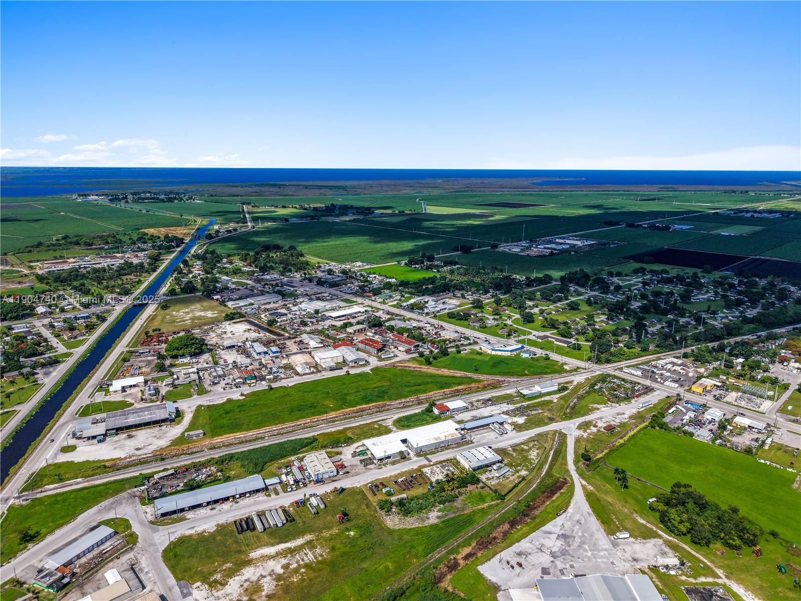 Ver detalles / sq. ft. $ 2025-10-29 0 foto