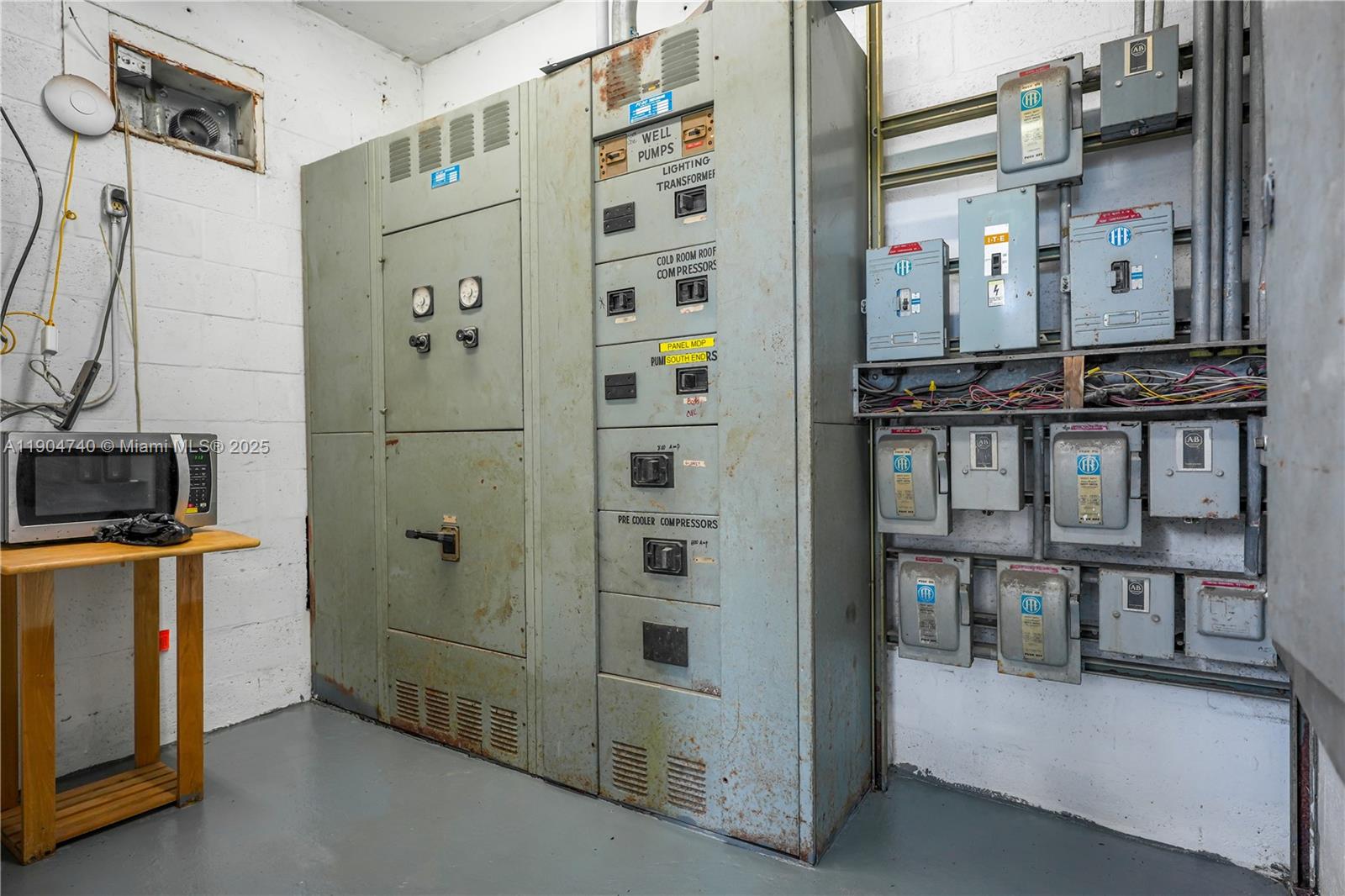 Ver detalles / sq. ft. $ 2025-10-29 0 foto