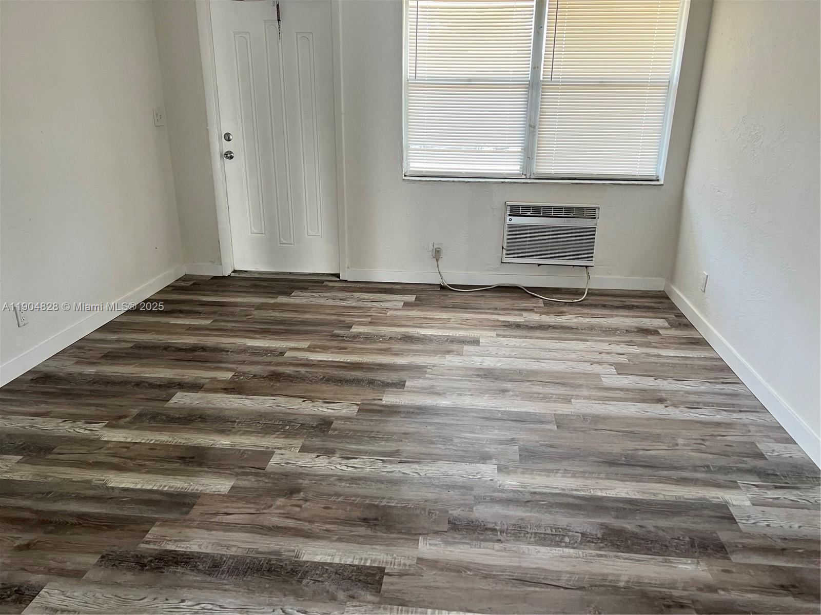 See details / 1485 sq. ft. $ 2025-10-29 0 Photo