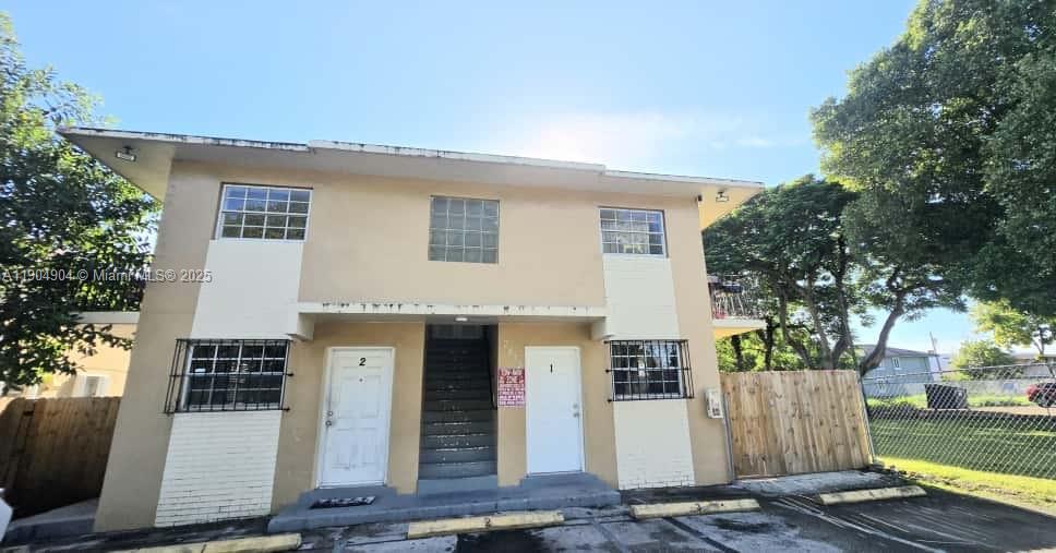 See details / 4421 sq. ft. $ 2025-10-29 0 Photo