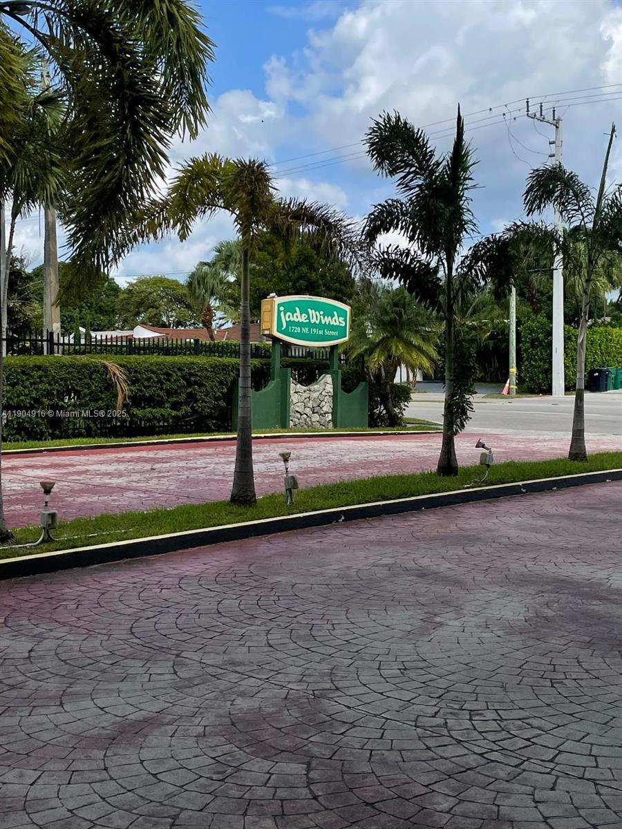 206-1 1 / 1 947 sq. ft. $ 2025-11-08 0 Photo