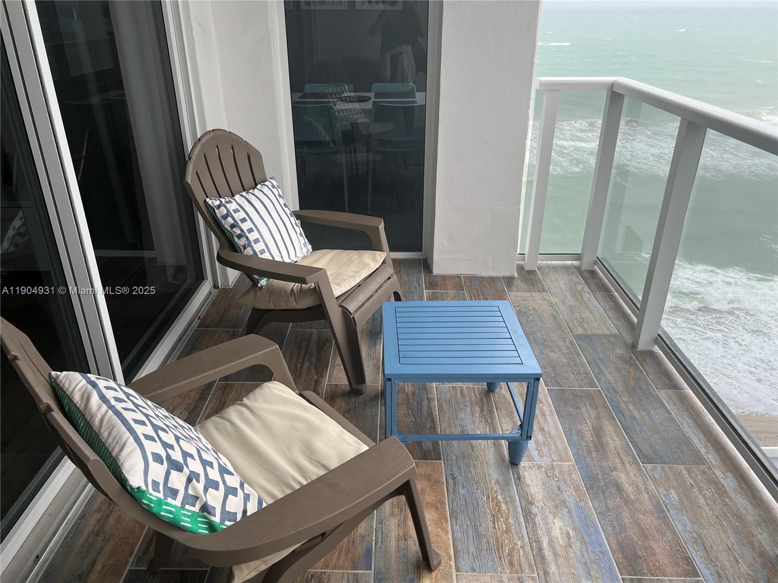 Photo of 2751 Ocean Dr  #1406 S, Hollywood, Florida, 33019 - 