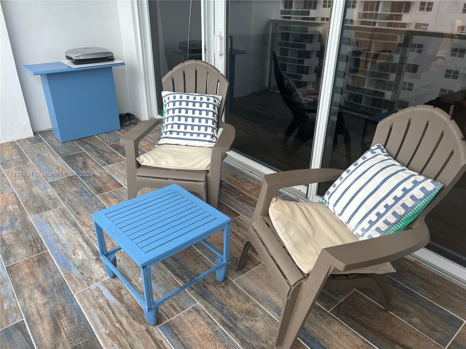 Photo of 2751 Ocean Dr  #1406 S, Hollywood, Florida, 33019 - 