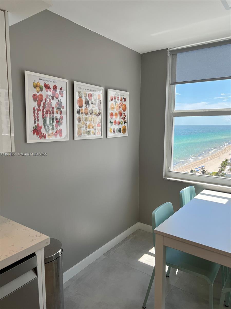 Photo of 2751 Ocean Dr  #1406 S, Hollywood, Florida, 33019 - 