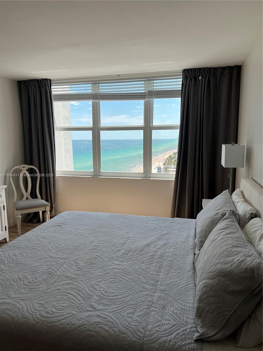 Photo of 2751 Ocean Dr  #1406 S, Hollywood, Florida, 33019 - 