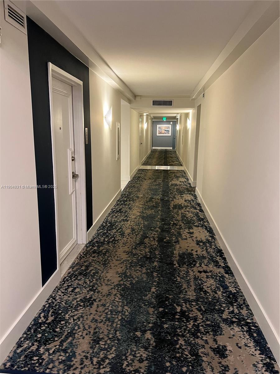 Photo of 2751 Ocean Dr  #1406 S, Hollywood, Florida, 33019 - 