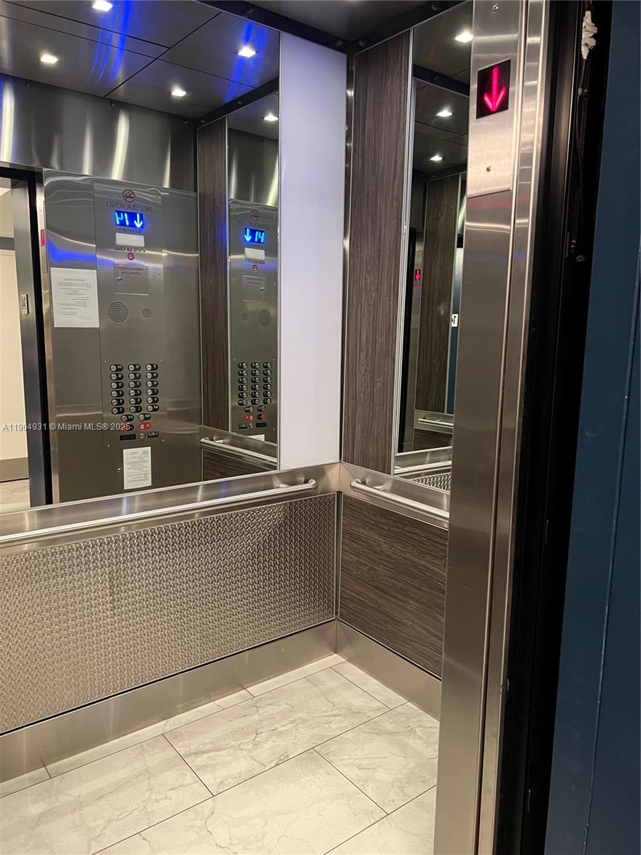 Photo of 2751 Ocean Dr  #1406 S, Hollywood, Florida, 33019 - 