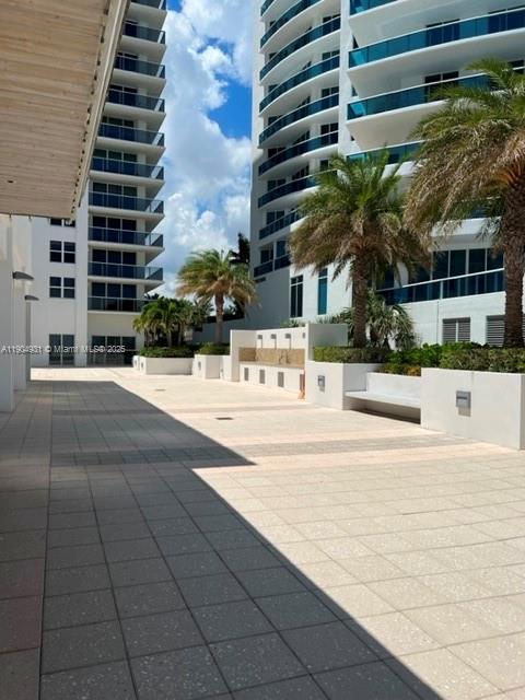 Photo of 2751 Ocean Dr  #1406 S, Hollywood, Florida, 33019 - 