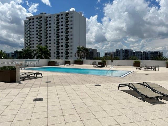 Photo of 2751 Ocean Dr  #1406 S, Hollywood, Florida, 33019 - 
